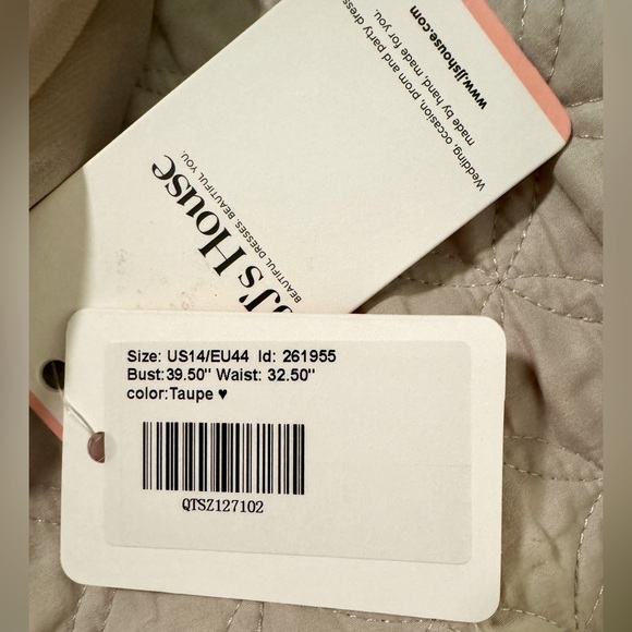 JJs House Mother of the Bride Pantsuit With Beading NWT - Picture 9 of 9